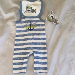 CJP Baby Boys Blue White Striped Shark Bib and Romper Set 3-6 Months NEW